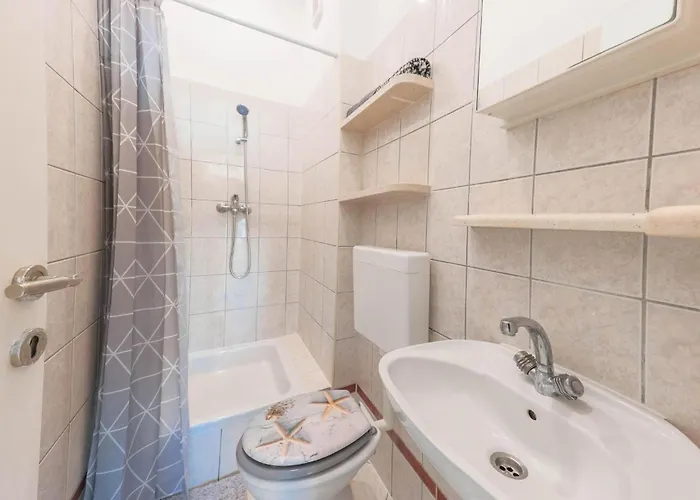 3 Bedroom Gorgeous In *