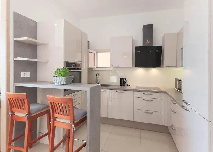 3 Bedroom Gorgeous In Split